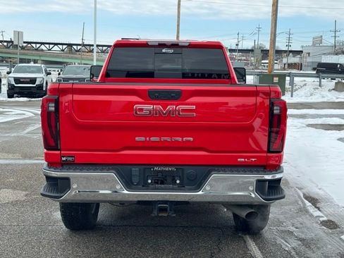 Used 2024 GMC Sierra 3500 SLT w/ SLT Premium Package image 4