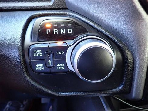 Used 2020 RAM 1500 Big Horn AWD/4WD image 17
