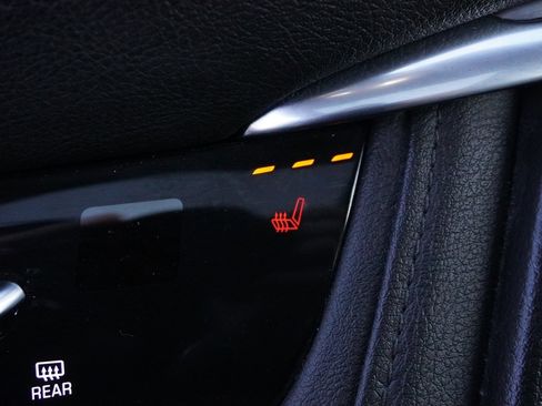 Used 2019 Cadillac XT5 Luxury image 56