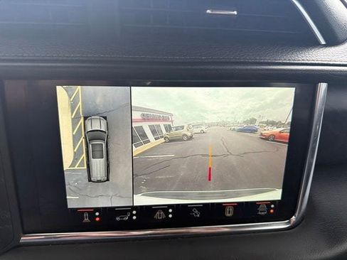 Used 2023 GMC Yukon XL Denali w/ Denali Reserve Package AWD/4WD image 21