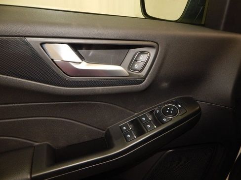 New 2025 Ford Escape ST-Line w/ Tech Pack #1 image 15