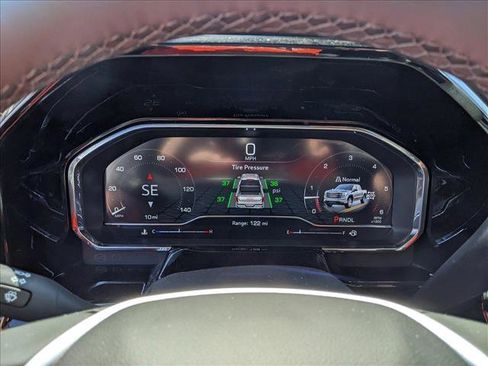 New 2024 GMC Sierra 1500 SLE image 11