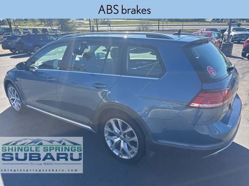 Used 2018 Volkswagen Golf Alltrack SEL image 8