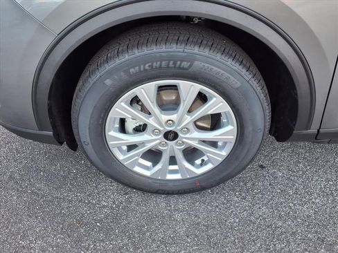 New 2025 Ford Escape Active image 6