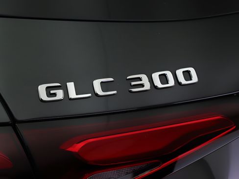 Certified 2026 Mercedes-Benz GLC 300 image 19
