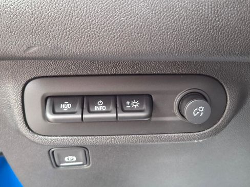 Used 2024 GMC Terrain AT4 w/ Tech Package AWD/4WD image 14