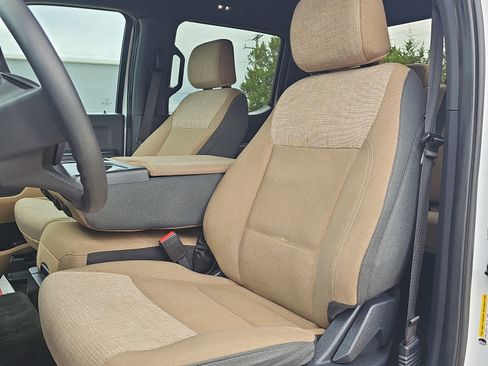 Used 2023 Ford F150 XLT AWD/4WD image 19