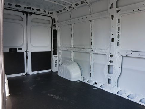 New 2026 RAM ProMaster 3500 w/ Convenience Group FWD image 10
