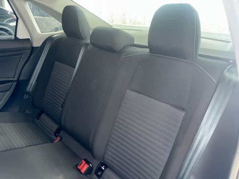 Certified 2023 Volkswagen Jetta S FWD image 22
