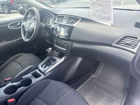 Used 2017 Nissan Sentra SV FWD image 26