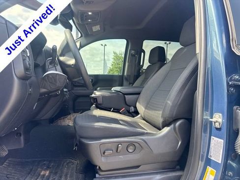 Used 2025 Chevrolet Silverado 2500 Custom w/ Custom Value Package AWD/4WD image 9