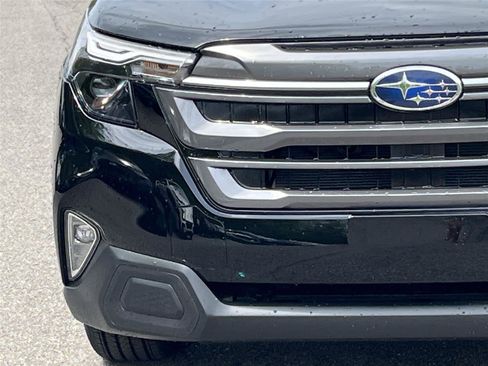New 2026 Subaru Forester Premium AWD/4WD image 9