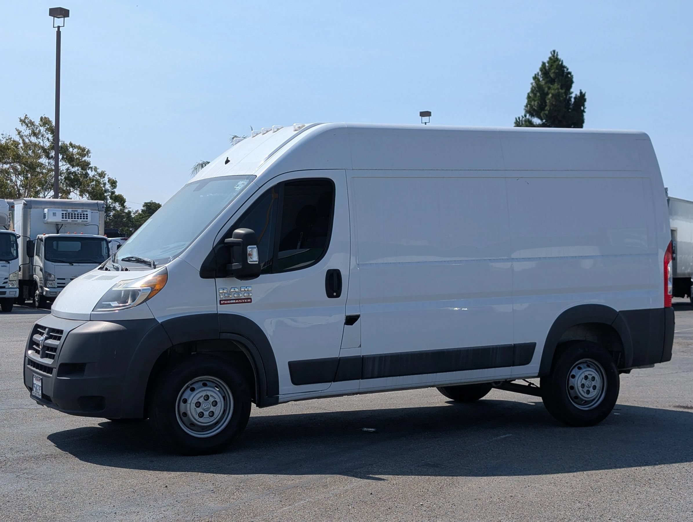 Used 2017 RAM ProMaster 1500 FWD image 4