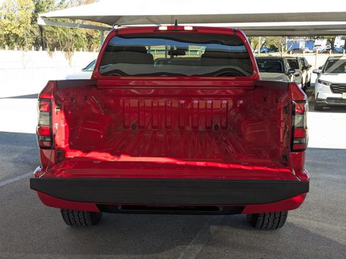 Used 2022 Nissan Frontier SV w/ Technology Package image 24