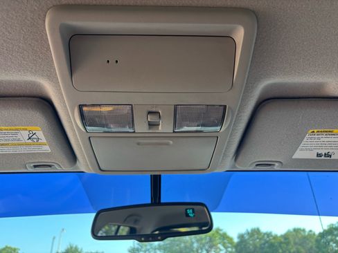 Used 2015 Nissan Frontier SV w/ SV Value Truck Package image 19