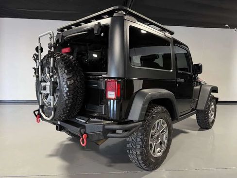 Used 2015 Jeep Wrangler Rubicon w/ Power Convenience Group AWD/4WD image 6