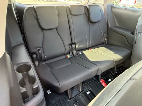 New 2026 Kia Carnival SX Prestige image 32