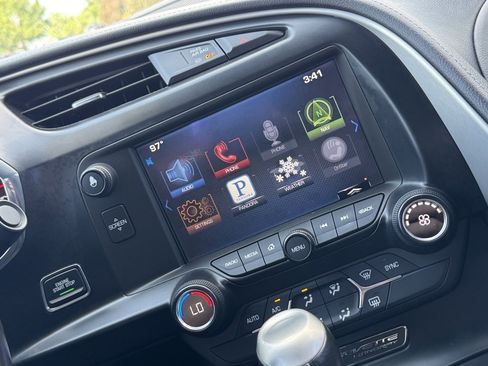 Used 2014 Chevrolet Corvette Stingray Coupe image 20