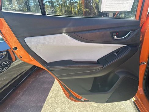 Used 2019 Subaru Crosstrek 2.0i Limited w/ Moonroof Package w/Navigation image 9