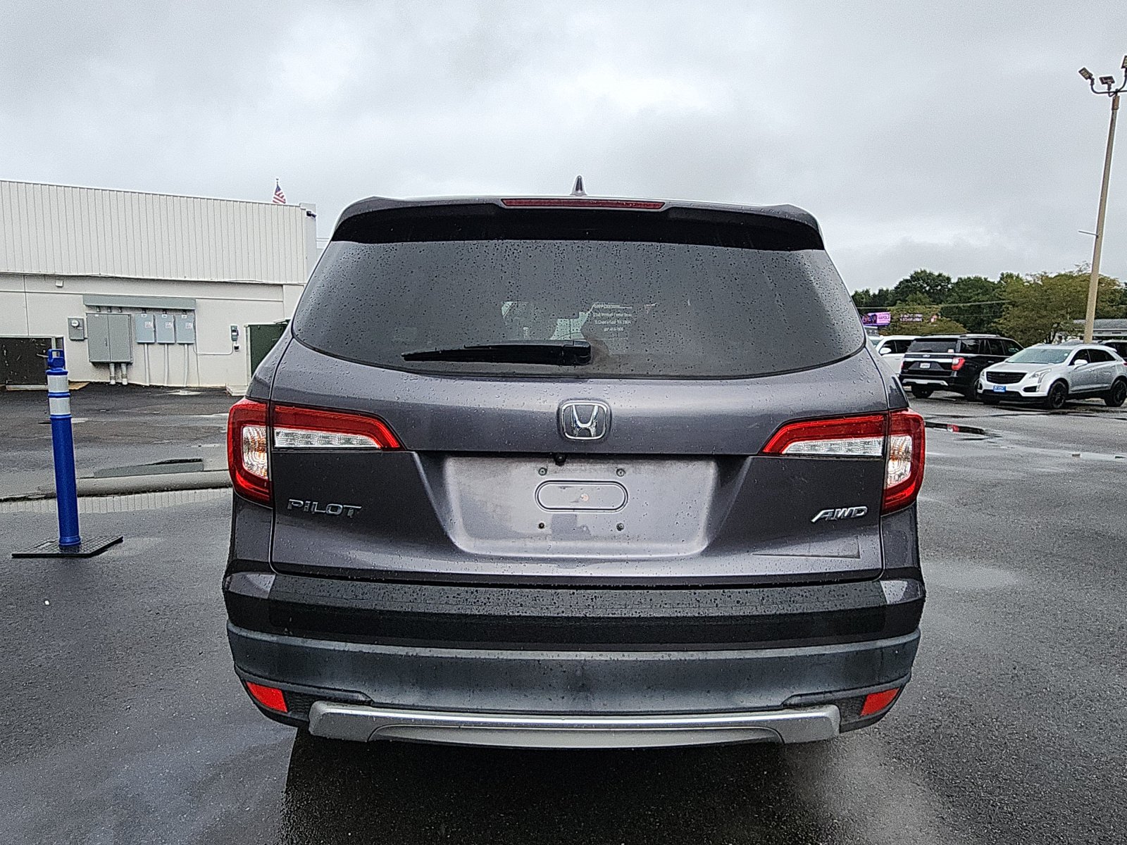Used 2021 Honda Pilot EX image 4