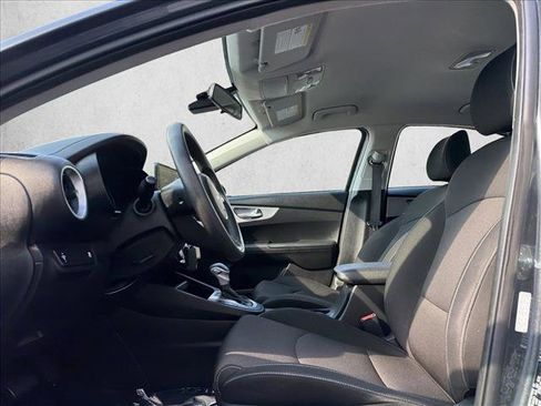 Used 2024 Kia Forte LXS image 11