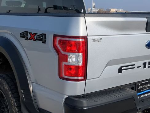 Used 2019 Ford F150 XLT image 11