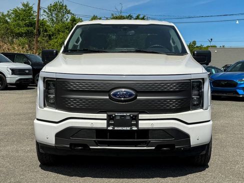 Used 2023 Ford F150 Lightning XLT AWD/4WD image 8