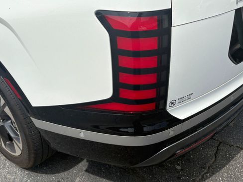 Used 2026 Hyundai Palisade Limited FWD image 12