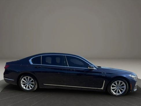 Used 2020 BMW 740i xDrive w/ Cold Weather Package AWD/4WD image 4