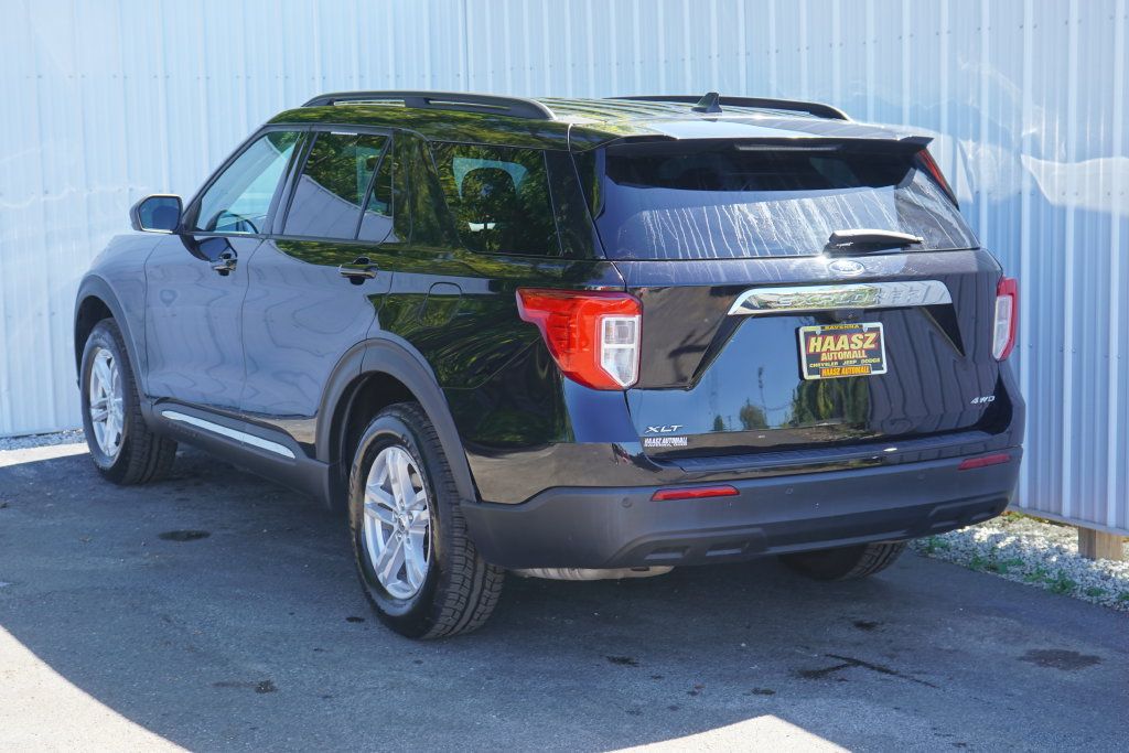 Used 2022 Ford Explorer XLT AWD/4WD image 4
