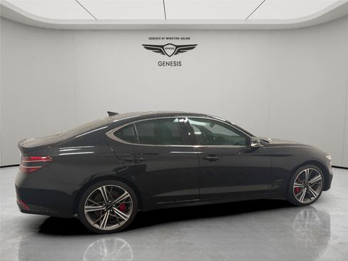 Used 2025 Genesis G70 3.3T Advanced w/ Sport Prestige Package RWD image 6