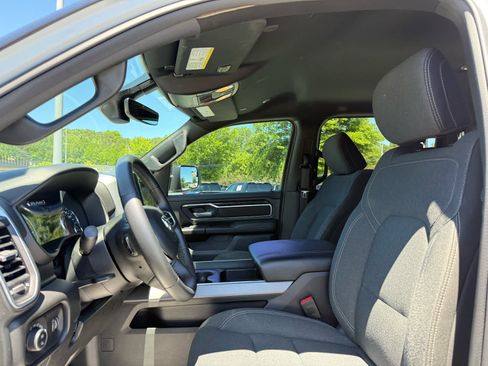 Used 2023 RAM 1500 Big Horn AWD/4WD image 24