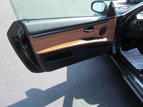 Used 2010 BMW 328i xDrive Coupe image 8