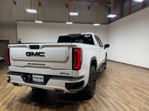 Used 2023 GMC Sierra 1500 AT4 w/ AT4 Preferred Package AWD/4WD image 7