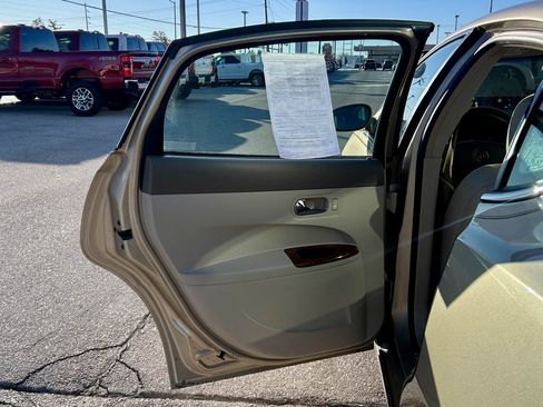 Used 2005 Buick LaCrosse CXL w/ Gold Convenience Package image 13