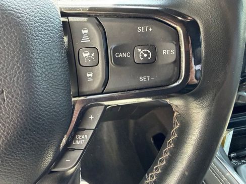 Used 2022 RAM 1500 Limited AWD/4WD image 32