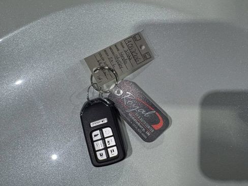 Used 2022 Honda Odyssey EX-L image 37