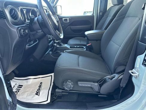 Used 2023 Jeep Wrangler Sport AWD/4WD image 45