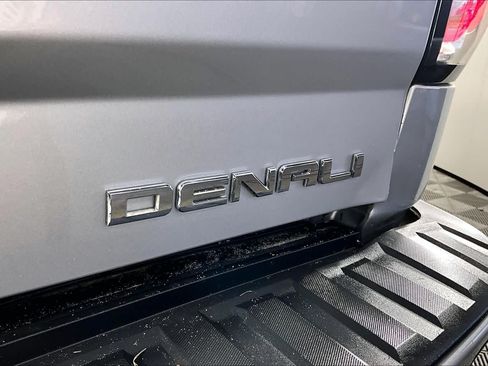Used 2017 GMC Sierra 1500 Denali RWD image 10