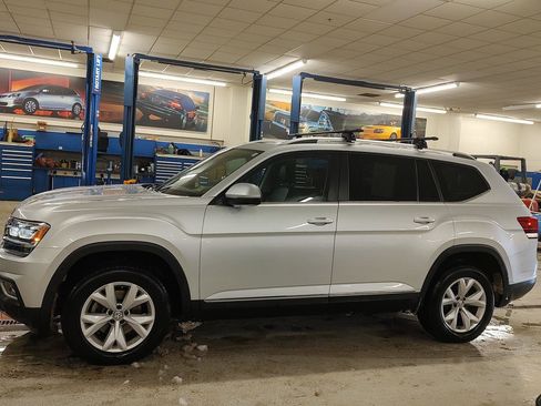 Used 2018 Volkswagen Atlas SEL image 28