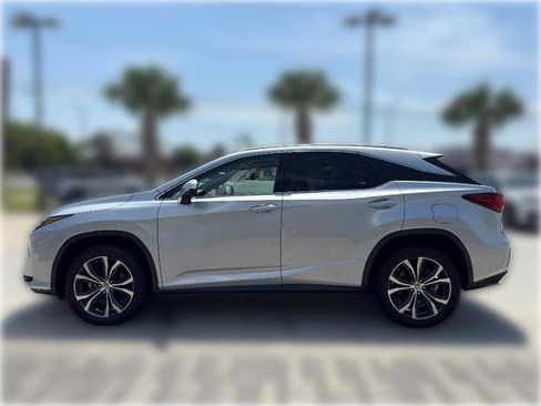 Used 2016 Lexus RX 350 FWD w/ Premium Package image 3