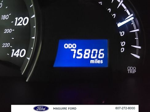 Used 2014 Toyota Camry LE FWD image 25