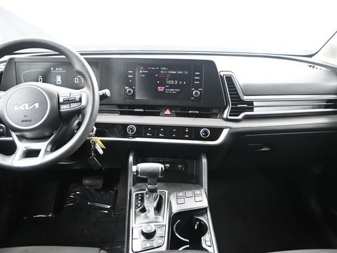 Certified 2024 Kia Sportage LX image 29