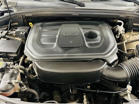 Used 2018 Dodge Durango SXT AWD/4WD image 28