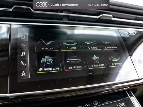 Used 2023 Audi Q7 2.0T Premium Plus w/ Premium Plus Package AWD/4WD image 37