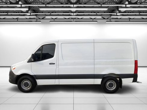 Used 2024 Mercedes-Benz Sprinter 144 Cargo image 6