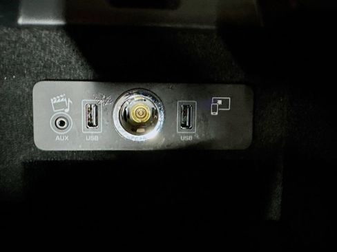 Used 2016 Land Rover Range Rover Sport Supercharged image 39