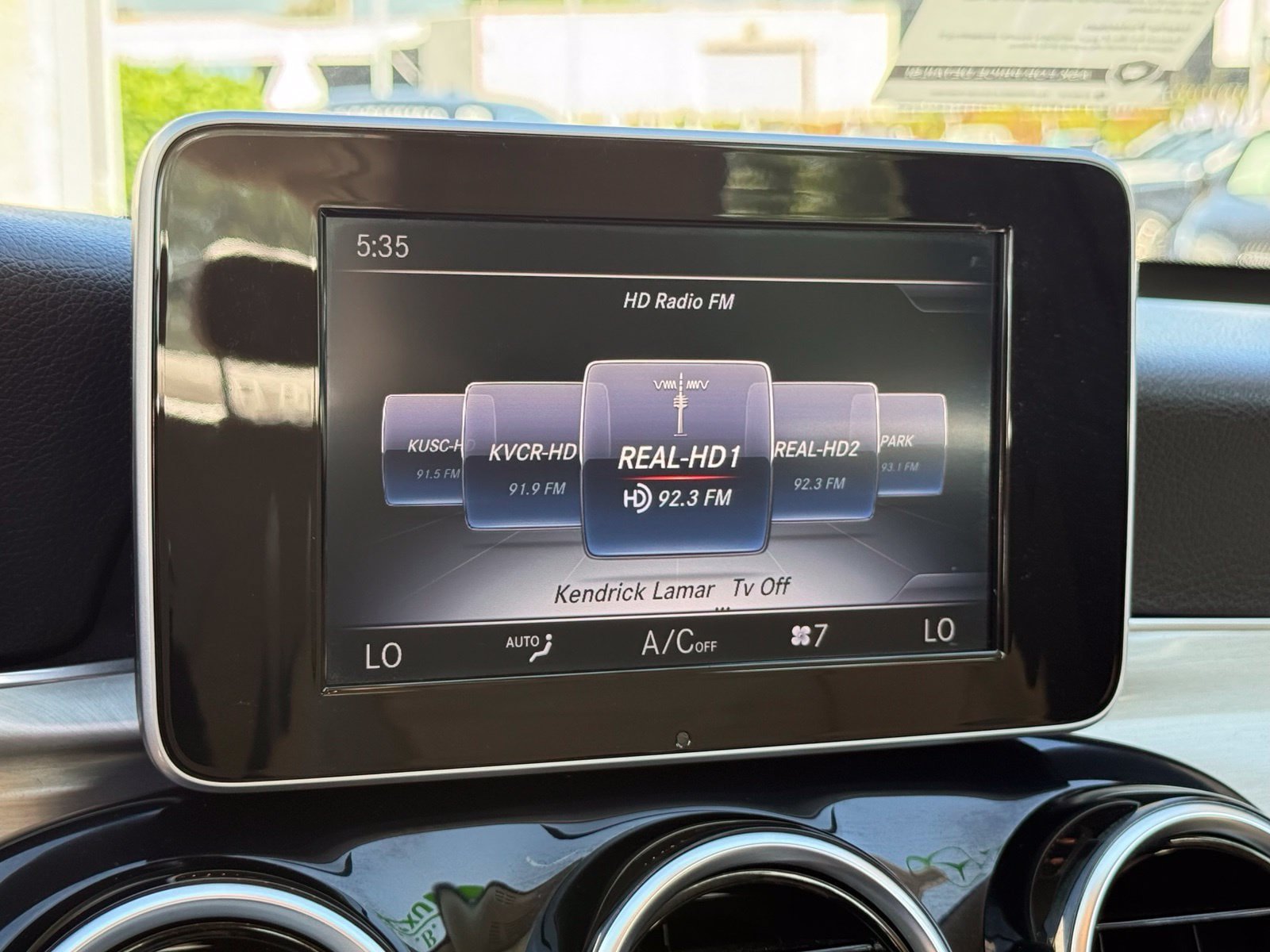Used 2015 Mercedes-Benz C 300 4MATIC Sedan image 37