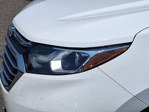 Used 2018 Chevrolet Equinox Premier FWD image 26