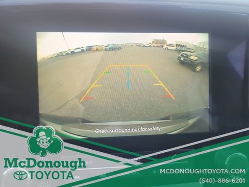 Used 2023 Nissan Frontier SV image 16